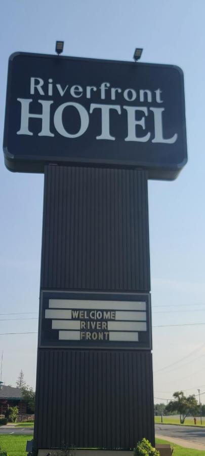 Riverfront Hotel International Falls Exterior photo